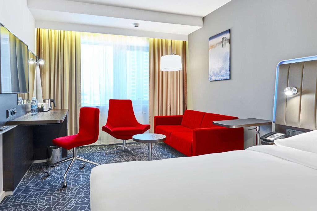 Park Inn by Radisson Kyiv Troyitska