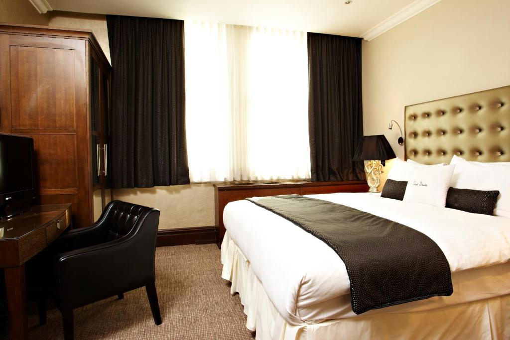 Courthouse Hotel London